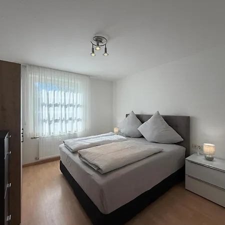 Seegarten 4 *